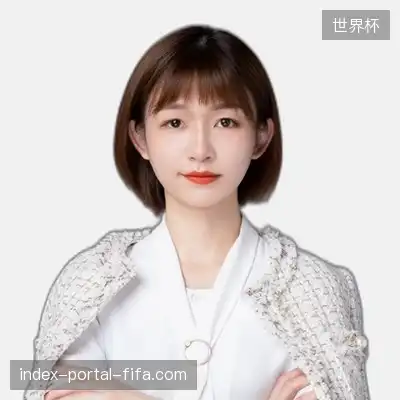 秦娜其